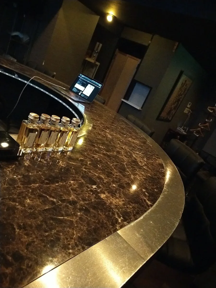 Hackers Bar · 5